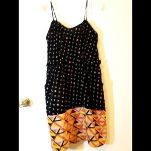 Black Geometric spaghetti strap dress with pockets
